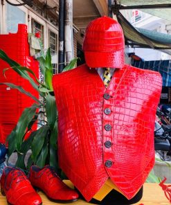 Áo vest da cá sấu đỏ may đo theo size khách hàng