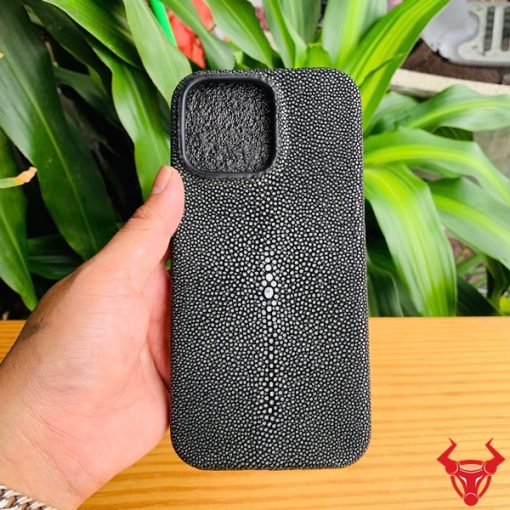 Ốp lưng iPhone 16 Pro Max da thật – sự lựa chọn tinh tế