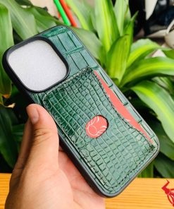 Ốp iPhone 14 Pro màu xanh lá da cá sấu có khe thẻ