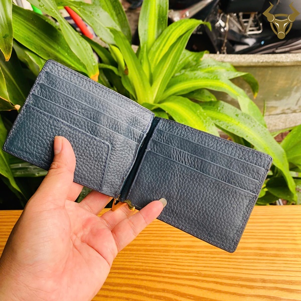 Ví Kẹp Tiền Da Cá Sấu Patina Xanh Dương VOA8 | Sang Trọng & Đẳng Cấp Ví Kẹp Tiền Da Cá Sấu Patina Xanh Dương VOA8 | Sang Trọng & Đẳng Cấp