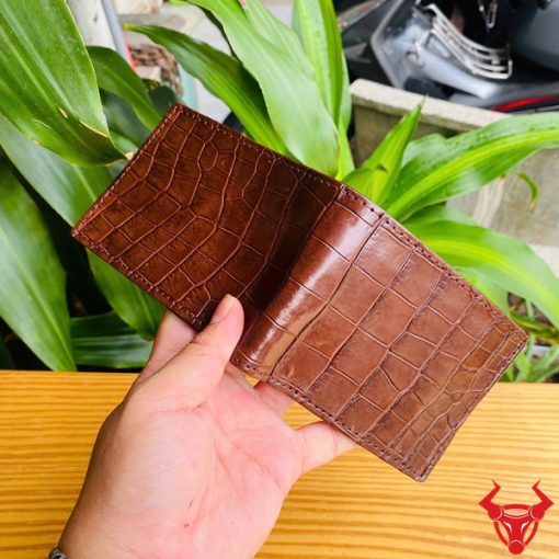 Ví Da Cá Sấu VFA8 Màu Nâu Đất Đẳng Cấp
