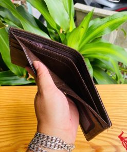 Ví VFA8 Màu Nâu Đất Mạnh Mẽ Hiện Đại