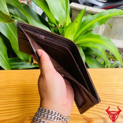 Ví VFA8 Màu Nâu Đất Mạnh Mẽ Hiện Đại