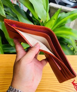 Ví VFA8 Màu Nâu Sẫm Mạnh Mẽ Hiện Đại