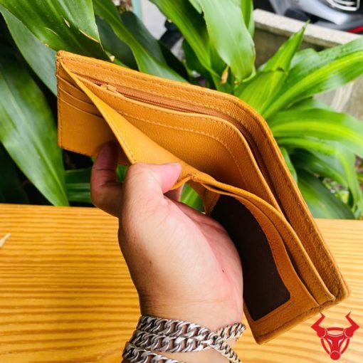 Ví VFA8 Màu Vàng Cam Mạnh Mẽ Hiện Đại
