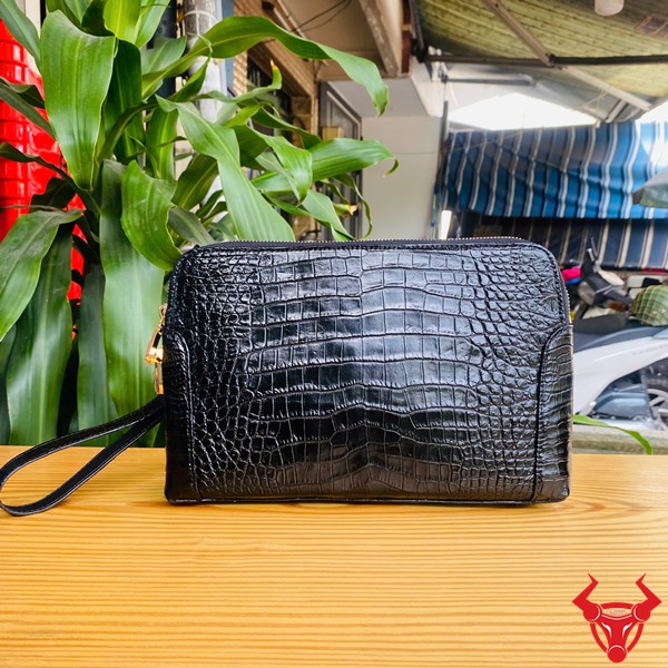 Clutch Cầm Tay Da Cá Sấu Màu Đen CIAA8 Cao Cấp Clutch cầm tay nam da bụng cá sấu màu đen CIAA8