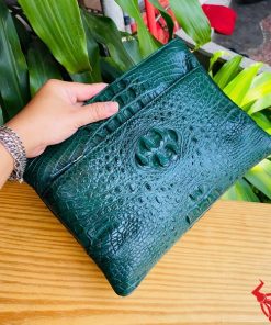 Clutch da cá sấu xanh lá CBDA4 – chọn lựa tinh tế cho phái mạnh.