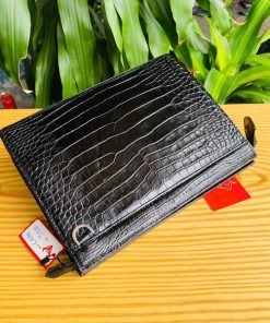 Túi cầm tay nam da bụng cá sấu thật màu đen – mẫu CKA8 đỉnh cao.