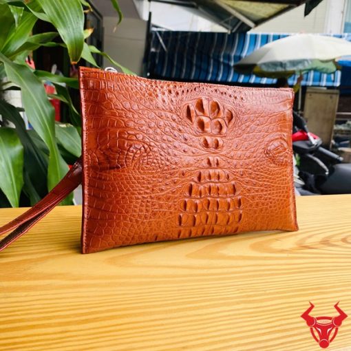 Clutch CBCA4 da cá sấu màu nâu đỏ cho nam giới đẳng cấp.