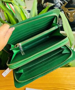 Ví cầm tay nam da cá sấu gù màu xanh lá – mẫu CAA4
