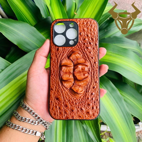 Ốp Lưng Da Gù Cá Sấu Nâu Đỏ – Đẳng Cấp Sang Trọng Cho iPhone 16 Pro