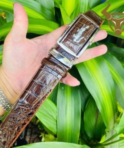 Thắt lưng da cá sấu cao cấp cho doanh nhân lịch lãm.