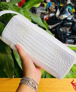 Clutch nam trắng da cá sấu CGA8 – phụ kiện thời trang trường tồn.