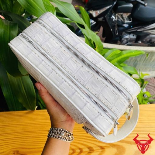 Túi clutch da cá sấu trắng CGA8 – quà tặng sang trọng, đầy ý nghĩa.