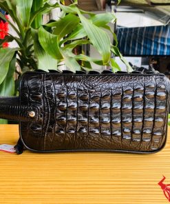 Clutch đen CGA4 – sự lựa chọn của giới sành sỏi.
