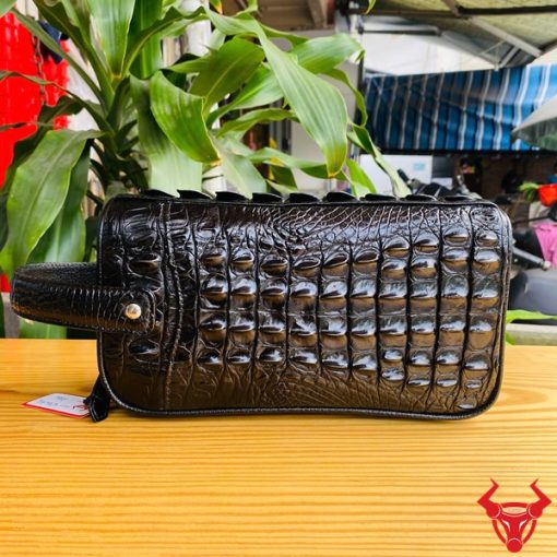 Clutch đen CGA4 – sự lựa chọn của giới sành sỏi.