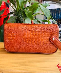 Túi clutch da cá sấu CGA4 – lịch lãm và cuốn hút.