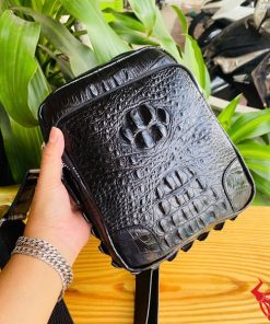 Túi đeo chéo TVA4 – đỉnh cao thủ công và gu thời trang cá nhân.