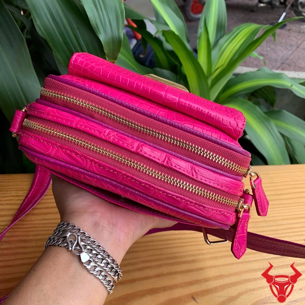 Túi Da Cá Sấu Thiết Kế Riêng TYC01 – Đẳng Cấp Khác Biệt Túi TYC01 – phụ kiện "must-have" cho nàng hiện đại.