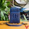 Hình ảnh túi điện thoại da gù cá sấu xanh navy năng động, cao cấp, bền bỉ, tiện dụng.