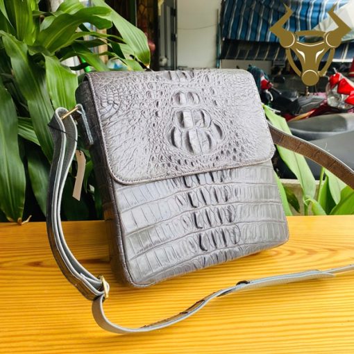 Túi chéo da cá sấu thật màu xám – độ bền vượt trội