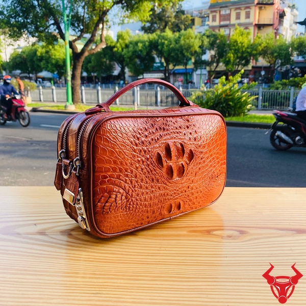 Clutch Golf Nam Cao Cấp Da Cá Sấu Gù Màu Nâu Đỏ Túi xách tay thời trang nam da cá sấu CJA4 nâu đỏ