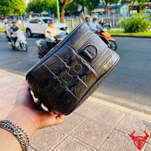 Túi xách tay thể thao da gù cá sấu xám sang trọng