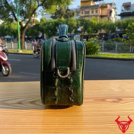 Clutch golf xách tay CJA4 xanh – tiện dụng và đẳng cấp.