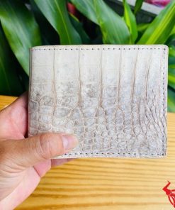 Ví da cá sấu 2M bạch tạng, biểu tượng thời trang sang trọng, thiết kế đẳng cấp.