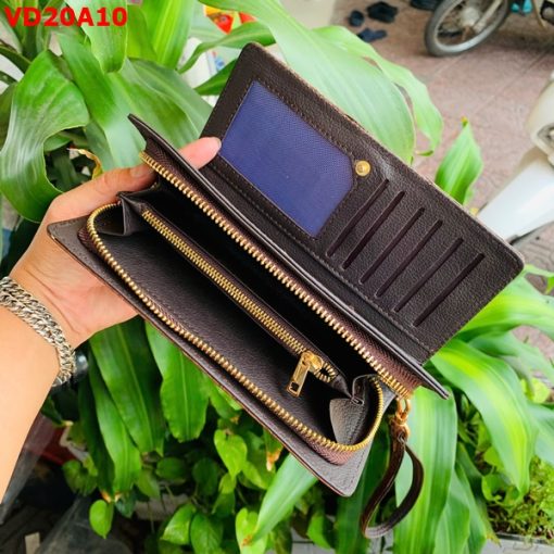 Ví nam cá sấu BZA1 vân gai lưng – cá tính nổi bật, không dành cho số đông.
