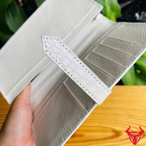 Ví thời trang nữ BYA8 da cá sấu thật màu trắng