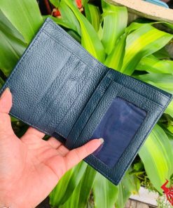 Ví da cá sấu 1M gù lớn màu xanh navy, biểu tượng thời trang cao cấp, thiết kế đẳng cấp.