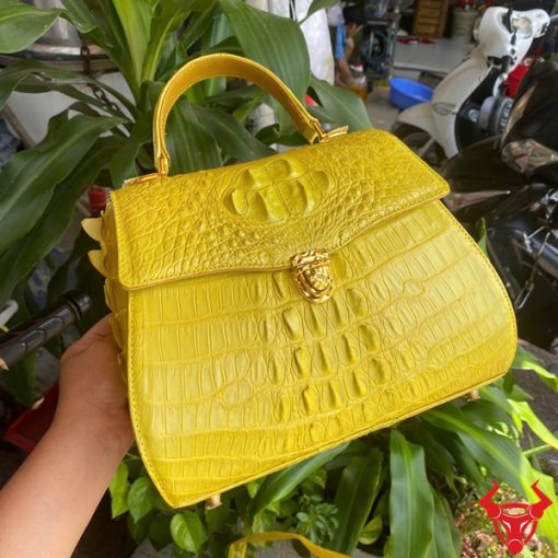 Túi HM-1 da cá sấu – phụ kiện linh hoạt và thời thượng.