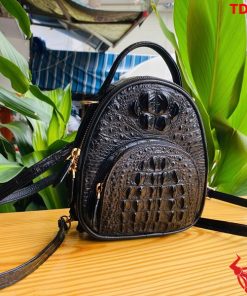 Balo mini cá sấu, đen quyền lực.