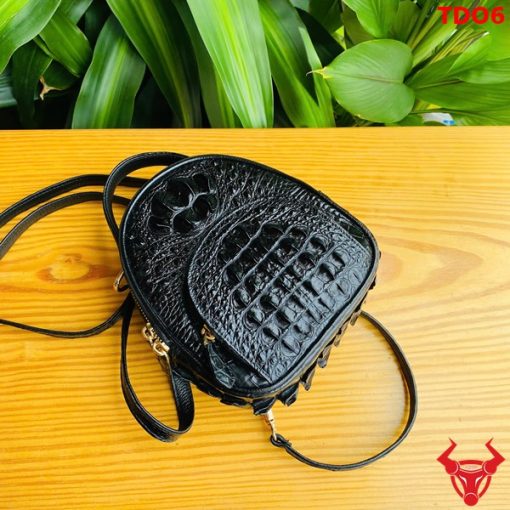 Balo mini cá sấu, đen thời thượng.