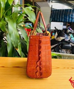 Túi thời trang nữ da cá sấu màu nâu đỏ cổ điển