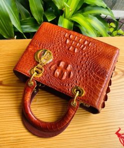 Túi nữ da cá sấu thật màu nâu đỏ TDA4 sang trọng