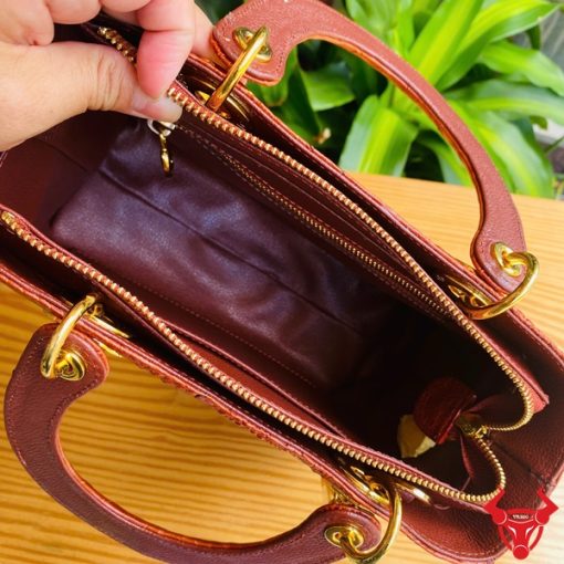 Túi da cá sấu nữ màu nâu đỏ thiết kế cao cấp
