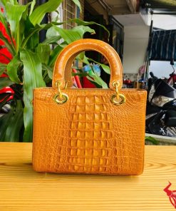 Túi xách thời trang da cá sấu gù vàng bò sang chảnh