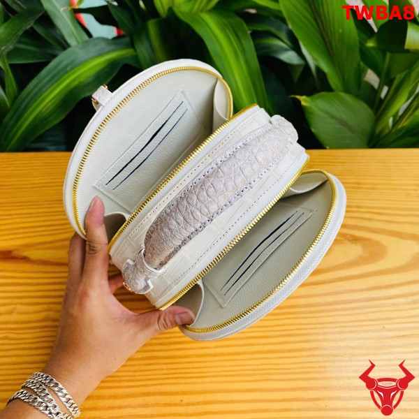 Túi Xách TWBA8 Nét Chấm Phá Trong Thời Trang Nữ Túi tròn cá sấu bạch tạng, nổi bật, sang trọng.