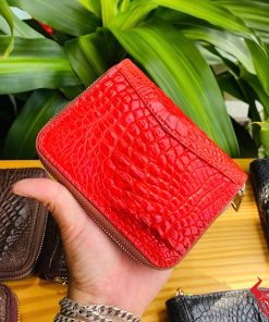 Ví mini cá sấu nâu đỏ tinh tế.