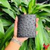 Ví nam mini form đứng độc đáo, nhỏ gọn.