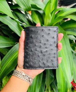Ví nam mini form đứng độc đáo, nhỏ gọn.